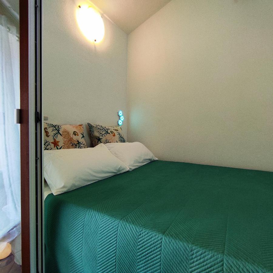 Vista Mare Olbia Bed & Breakfast Exterior photo